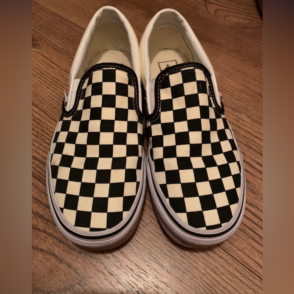 Checkered vans women’s zize 8